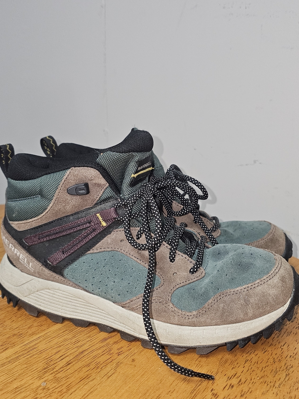Merrell Wildwood Mid Leather Waterproof Hiking Men's Size 7.5 Suede Boots Forest